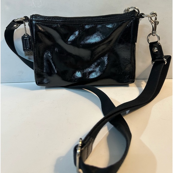 🖤Coach Poppy Textured Black Patent Leather Small Crossbody Purse 🖤 - Picture 2 of 12